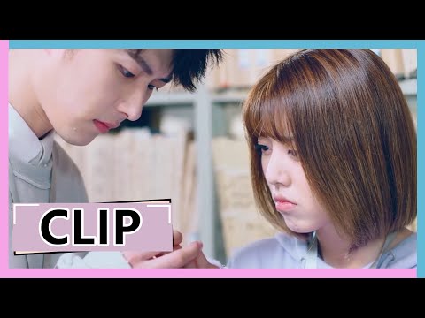 【致我们甜甜的小美满-the-love-equations】ep23-clip-看到周筱不小心伤到手,赵泛舟还是立马冲了过去