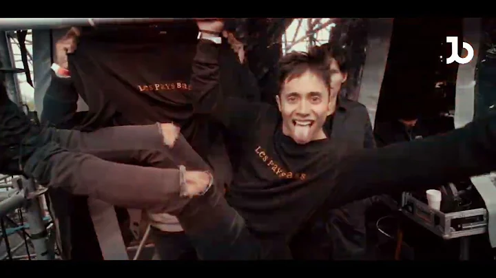 Bassjackers - The Riddle (Official Music Video) Ja...