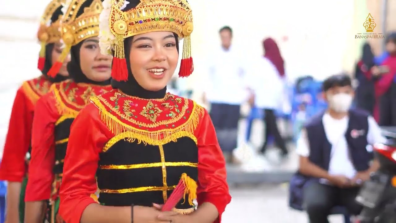 Tari gandrung sasak inges || sanggar seni BanasPatiRaja MasterPOO
