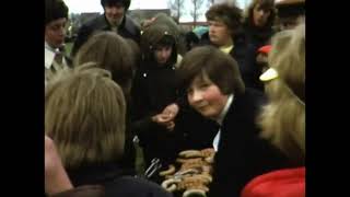 Fußball - Im Jahr 1978 -Fußballspiel In Der Stadt