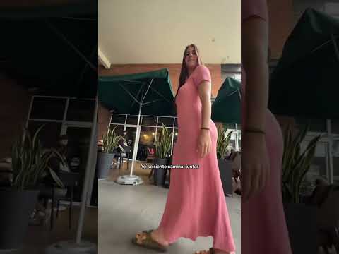 Así Se Siente Caminar Juntas