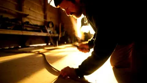 book video: Schooner building a wooden boat on Mar...