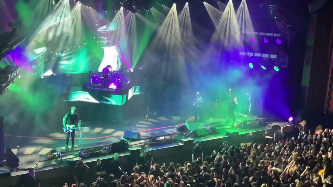 MOTIONLESS IN WHITE - RATS- (LIVE) @ MGM MUSIC HALL , Boston, MA 10/29/2023