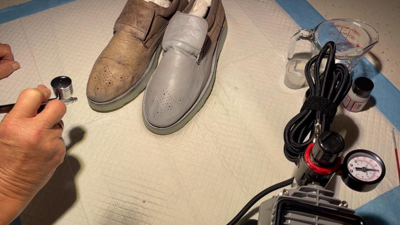 Restore your shoes using an airbrush - YouTube