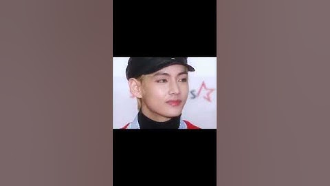 He is too attractive😍 💓 #taehyung #kimtaehyung #bts #btsshorts