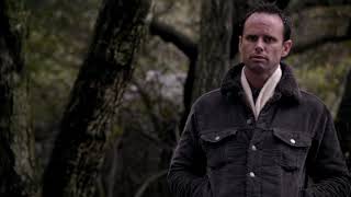 Boyd visits meth lab cooks (Justified)