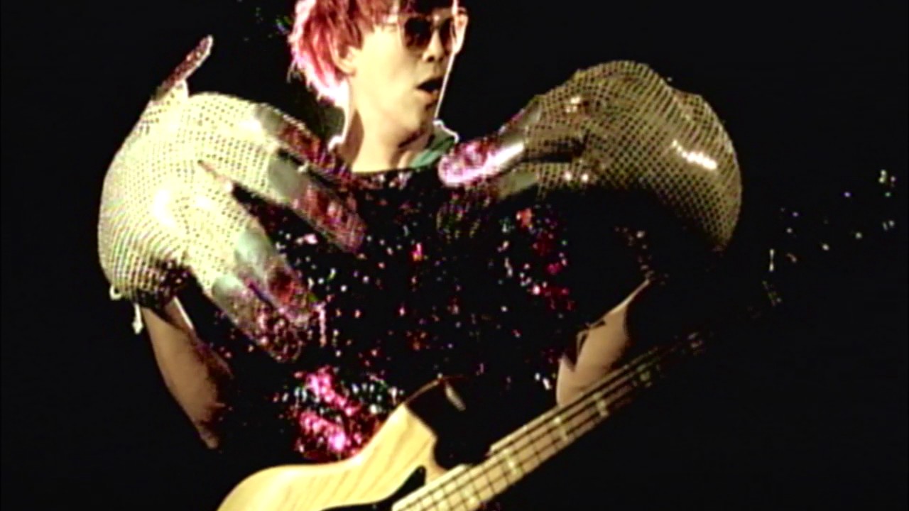 范曉萱&100% [那種女孩] 官方 MV / 導演：陳霈芙 CHEN PEIFU