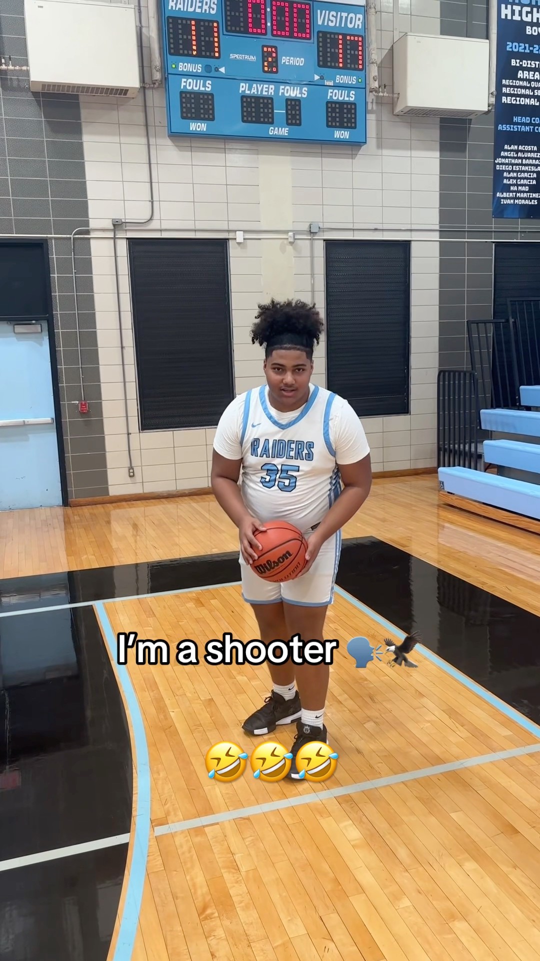 We all know a big man that doesn’t know their role ?? #shorts
