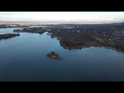 Lake Burley Griffin & Canberra city