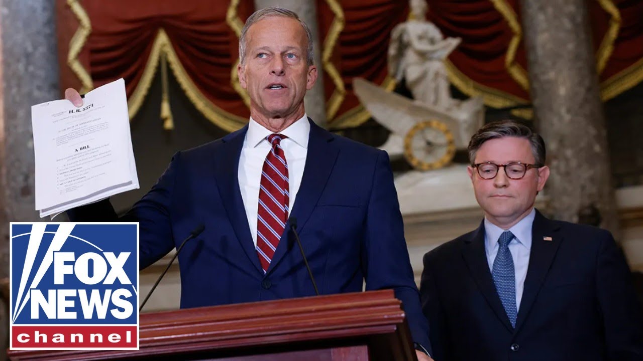 The last thing the GOP needs politically is another shutdown, journalist says