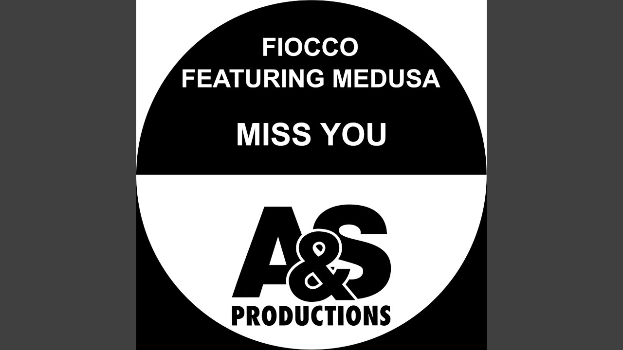 在 YouTube 上观看 Miss You (Pepper Version) 在 YouTube 上观看 Miss You (Pepper Version)