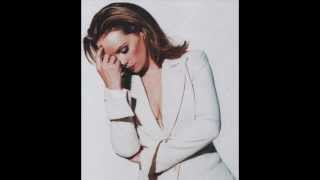 Watch Sheena Easton Please Dont Be Scared video