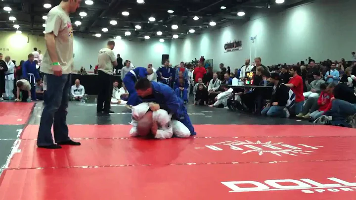 Robert Curtis vs jake Burroughs - bronze medal mat...