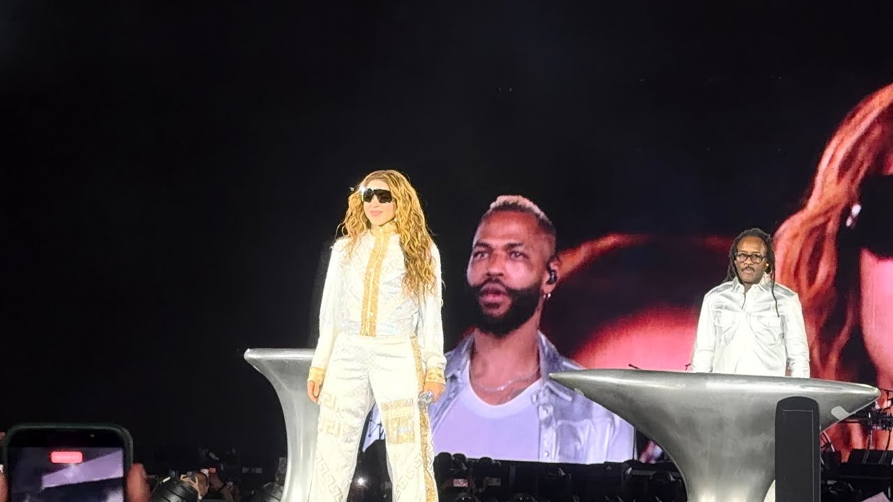 La Fuerte -Shakira (Estadio GNP Seguros)