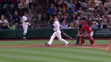 LAA@SEA: LoMo plates Seager with a line-drive single