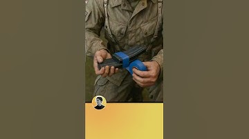 Vì sao lính Mỹ từng dán ngược hai băng đạn với nhau? 🔫 #kiếnsĩ #shorts