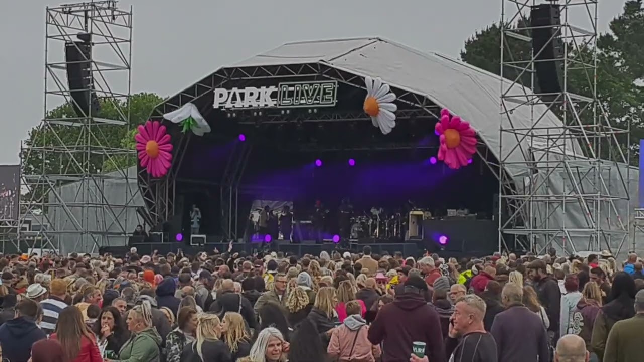 Park Live Moat Park 2022 ft Aswad, Dualers and UB4O ft Ali Campbell