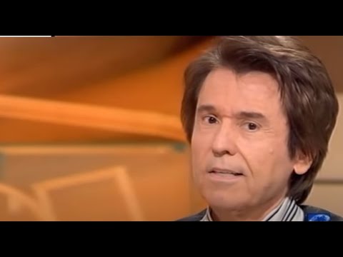 говорят царь ненастоящий Raphael en 'De Cerca' con Baltasar Malgro. 2005