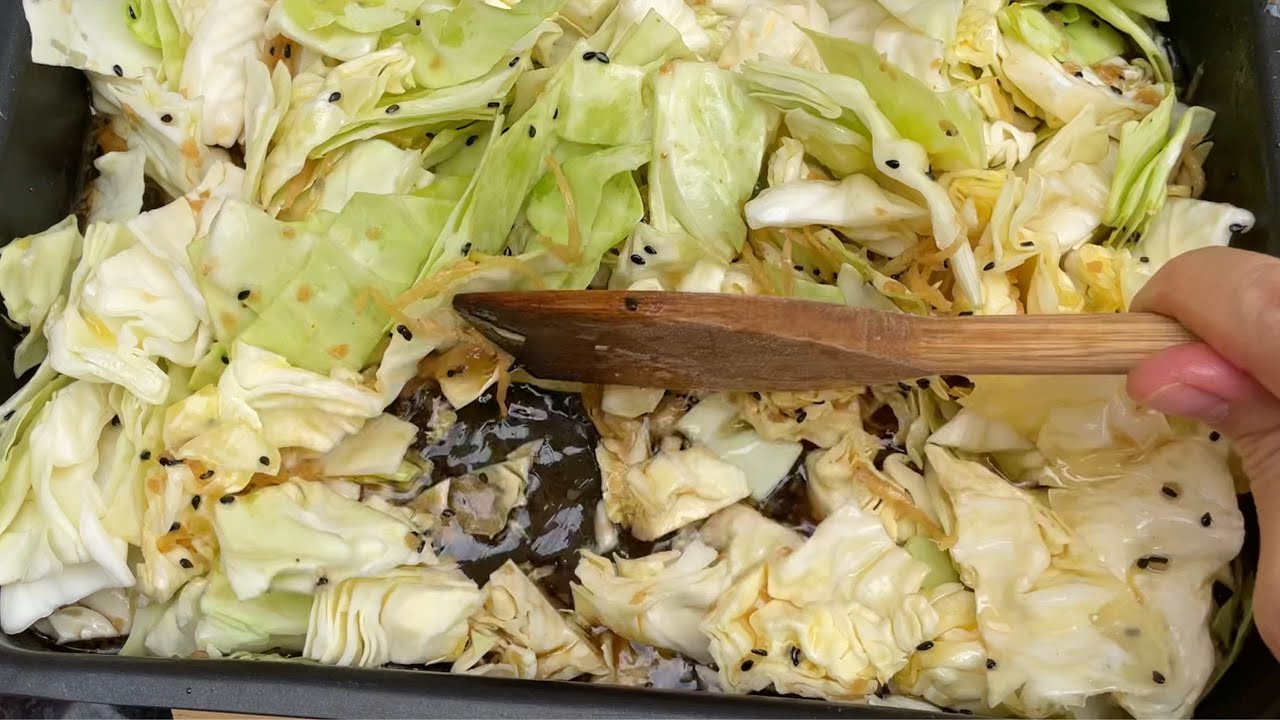 HOW TO PICKLE CABBAGE! JAPANESE RECIPE! VERY EASY AND SIMPLE TO DO