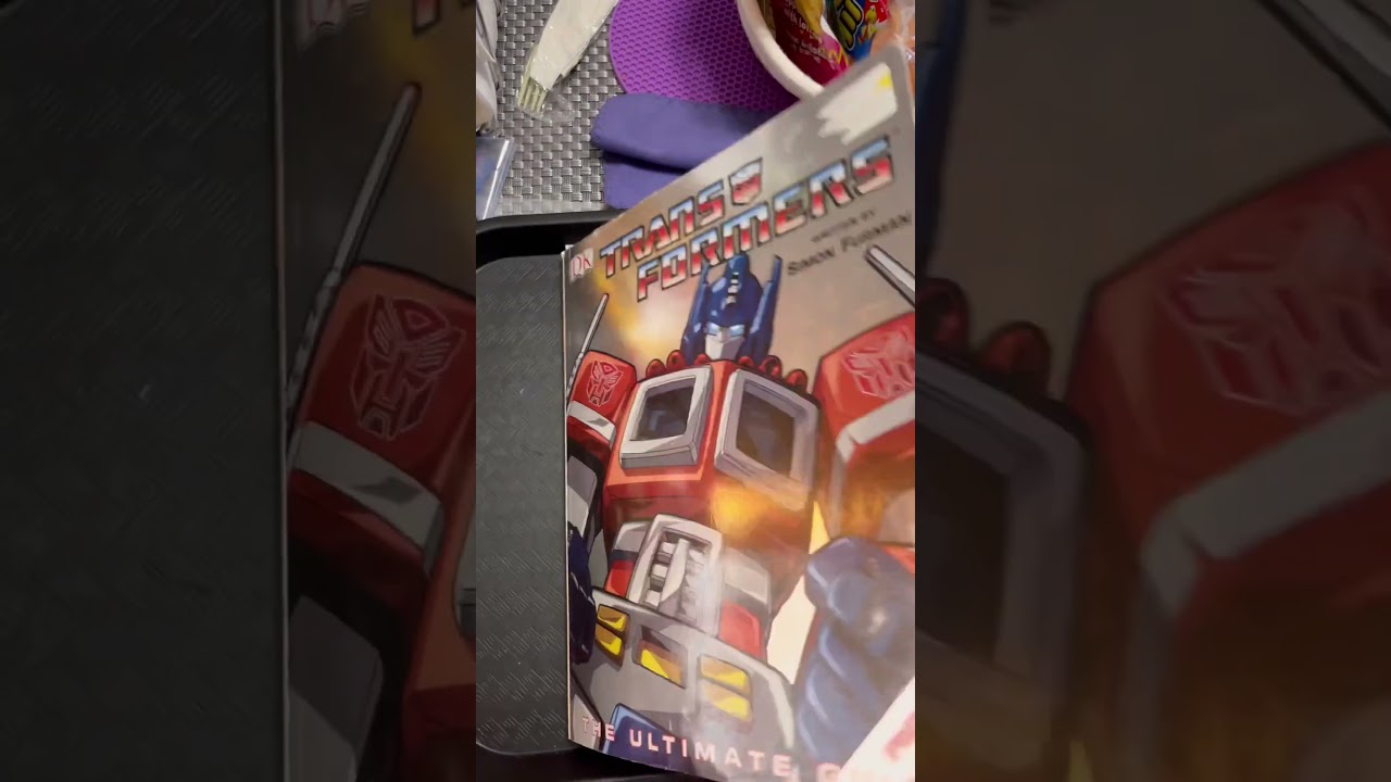 Transformers, The Ultimate Guide by Simon Furman - YouTube