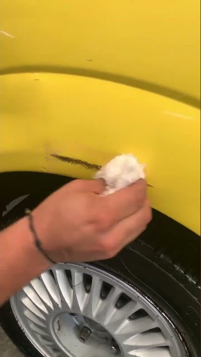 Cómo quitar rayones de tu auto con el lápiz corrector de rayones Turtle Wax