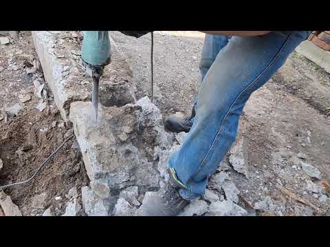 СПЕЦ МОЭ-1650 (отбойный молоток). Разборка фундамента - YouTube
