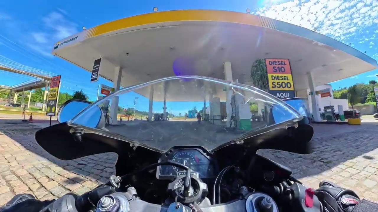 CBR 600 rr em um fds curtindo  #CBR600RR#HondaCBR600RR 