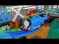 Thomas the Tank Engine☆The station where the windmill rotates and the rainbow bridge Plarail course!