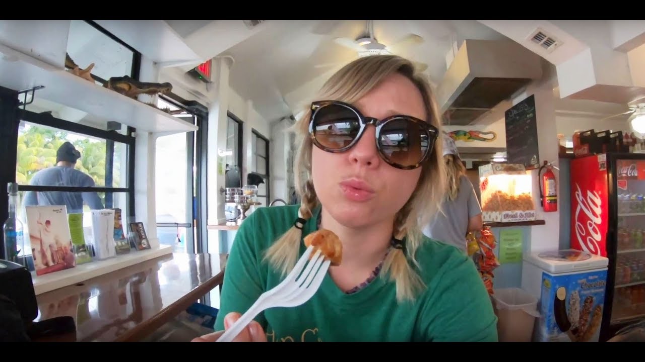 Eating Gator at Everglades Gator Grill, Homestead, FL | Five Minute