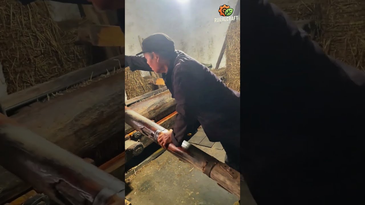 Traditional Chinese Oil Pressing Process