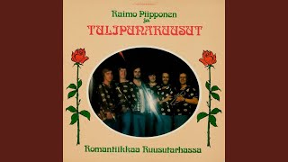 Video thumbnail of "Tulipunaruusut & Raimo Piipponen - Jääkukkia"