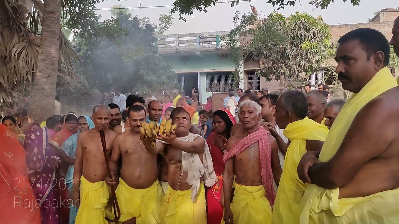 जय बाबा कारिख Poja video राजापाकर कुशवाहा टोला like comentshare subscribe channel Prashant rajapakar