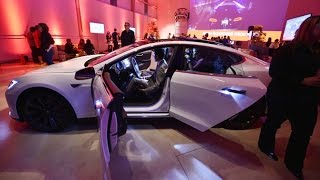 Elon Musk’s Big Bet on Battery Technology Elon Musk’s Big Bet on Battery Technology
