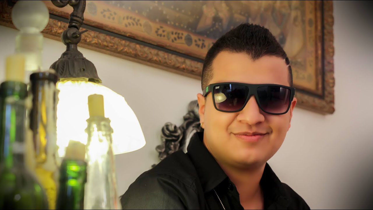 J Rivers - Dame Un Beso Mai (Reggaeton) - YouTube