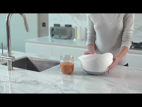 8 BEST KITCHEN