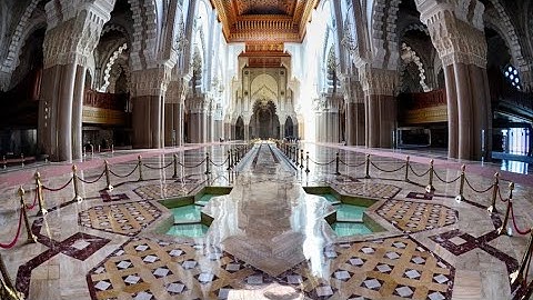 تلاوة المقرئ القزابري من سورة الرعد (English subtitles from sahih international)