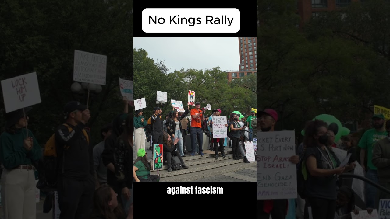 Целуйтесь на митинге No Kings