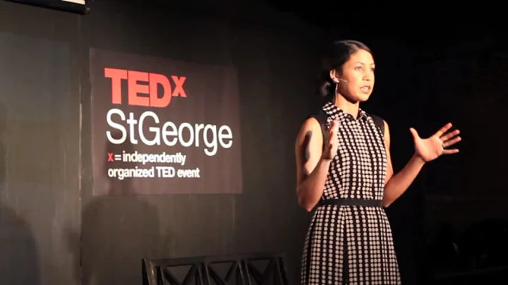 The ten-item wardrobe | Jennifer L. Scott | TEDxSt...