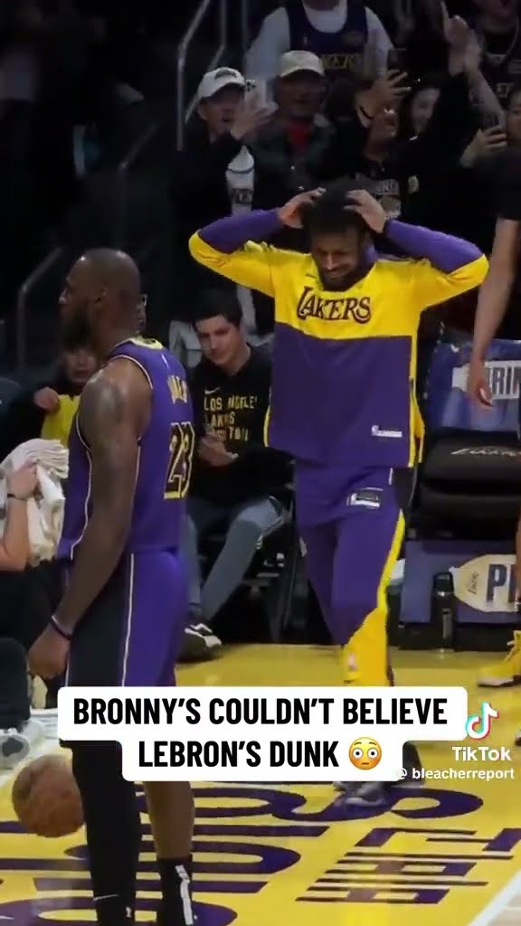 He couldn’t believe it #hoodnews #bronnyjames #lebronjames #NBA #basketball #sports #reaction #how