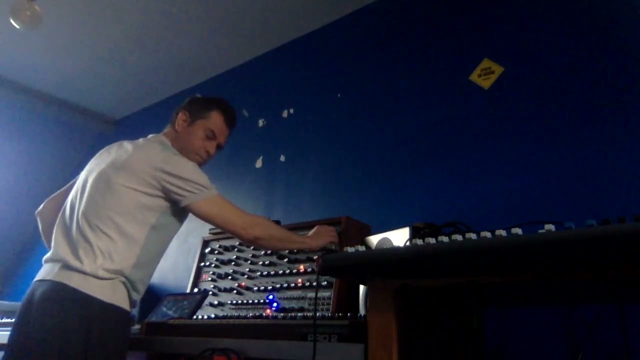 DOUG ANALOGUE - HULA HOOP