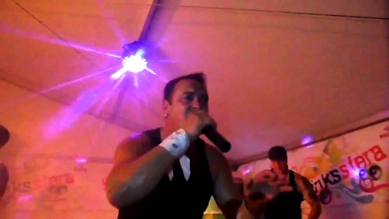 Weekend - Wichura (Koncert - Plaża Stogi 2012r)