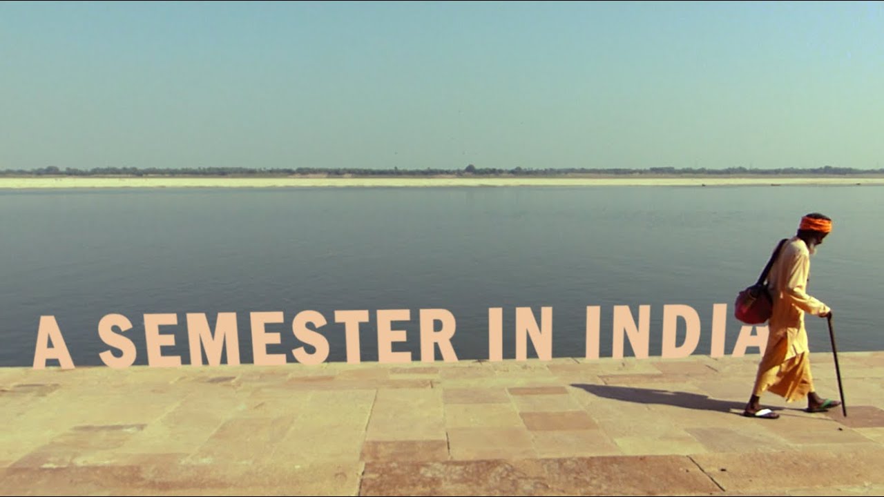 Exchange Student in India - Semester at IIMC - ROBINDIA #3