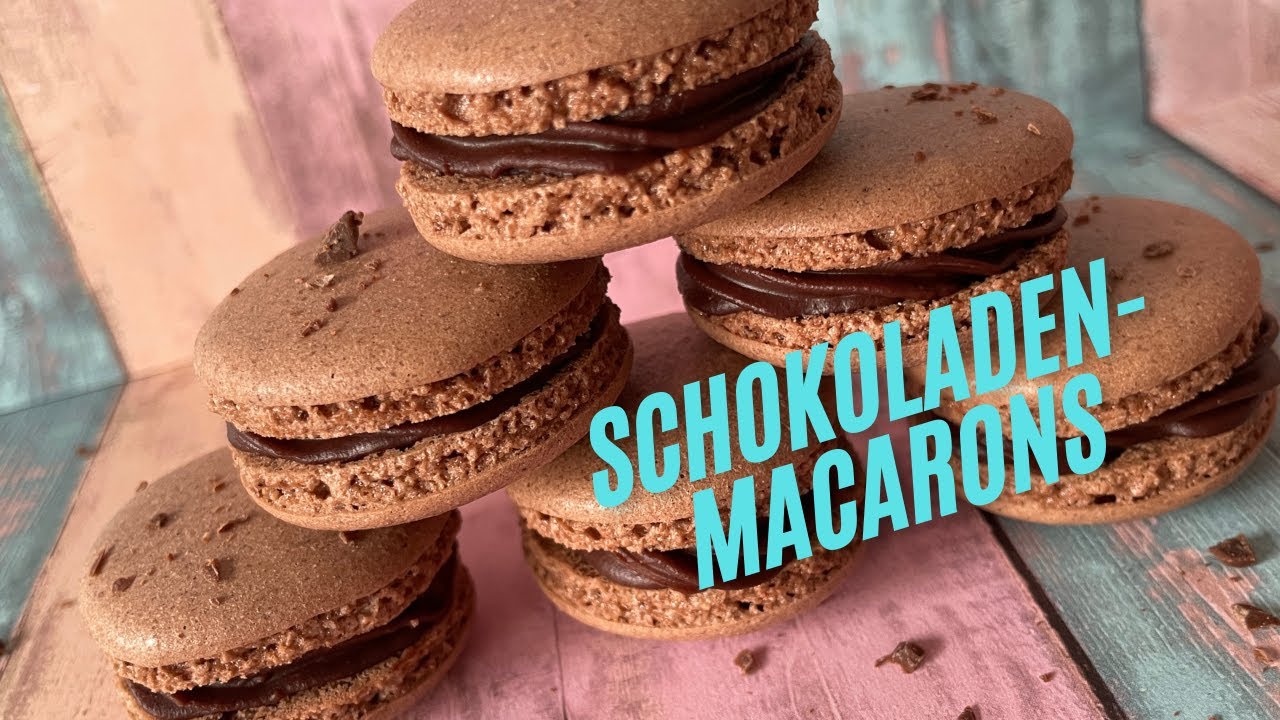 Schokoladen-Macarons Rezept - KitchEni - YouTube