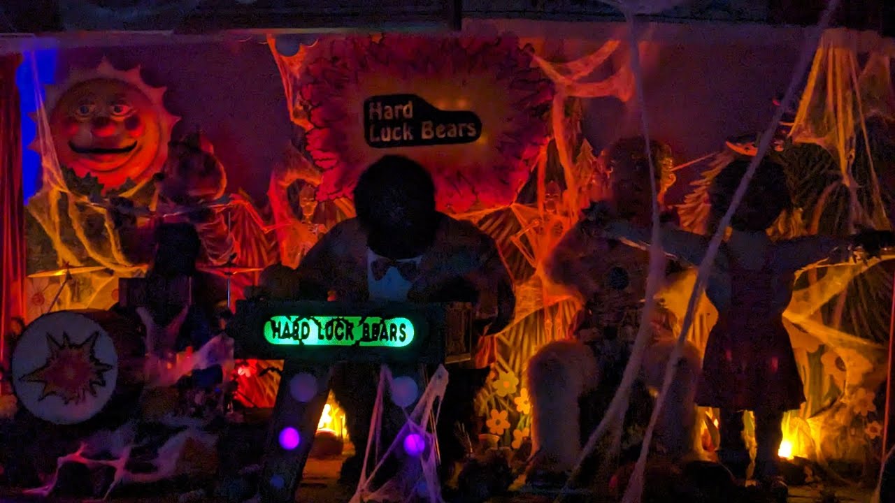 State of the Art- Hard Luck Bears at Gulliver's Kingdom