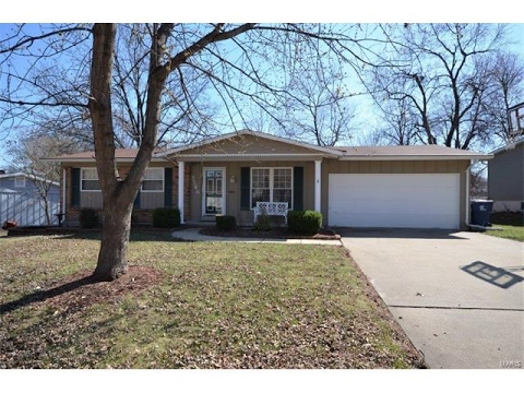 3546 Ridegwood DR, St Charles, MO home video tour