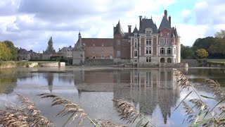 Tour of the Privately-Owned Château de La Bussière, including a Cooking Demonstration