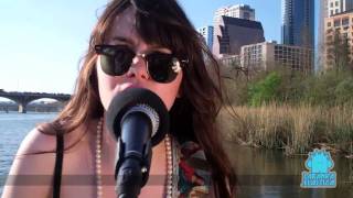 Vignette de la vidéo "Le Butcherettes | I'm getting sick of you | Sesiones Mínimas de La Banda Elástica | Austin, TX"