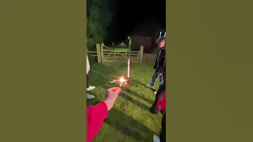 This Is What A 1000 Firework Looks Like Brandon B 