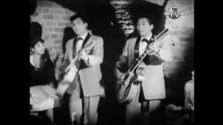 Video thumbnail of "The Blue Diamonds - Ramona (1960)"