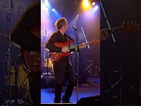 @OfficialLevel42 "We keep it running in the familyyy" #level42 #markking #shorts